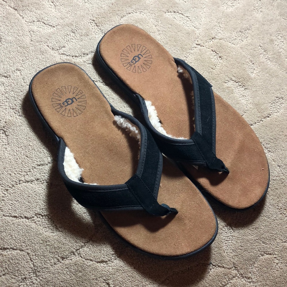 UGG men’s sherpa lined flip flop- size 11-NWOT